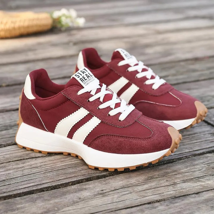 Lariesa – Sneaker mit Schnürverschluss Und Kontraststreifen