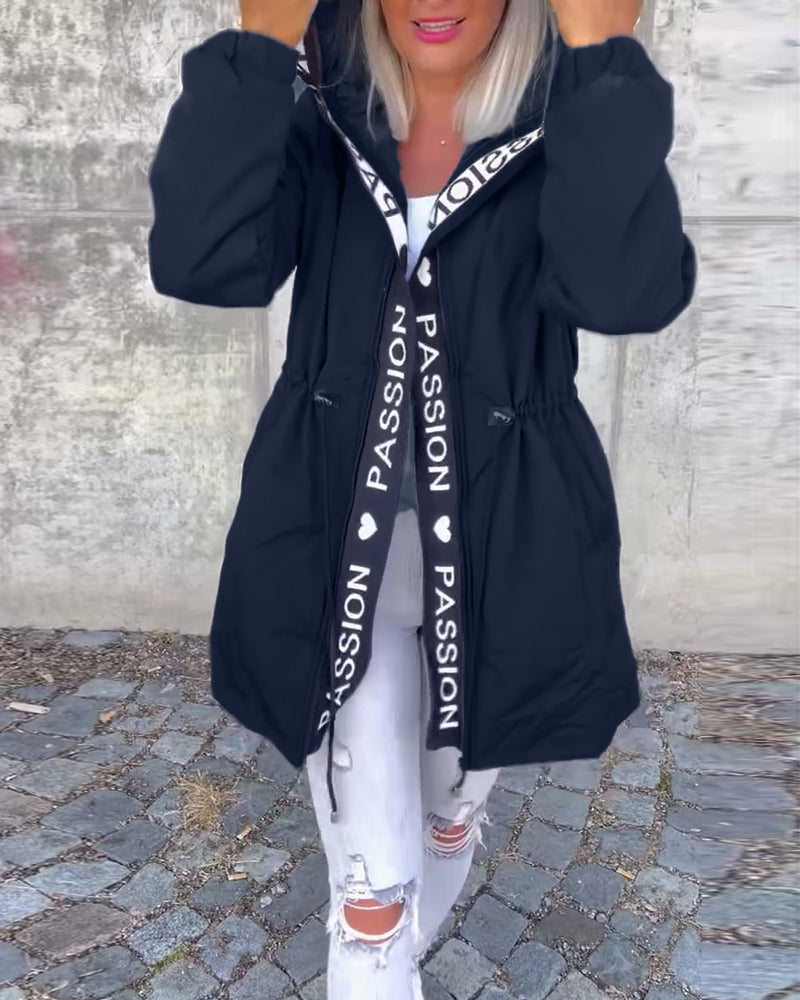 Neubauer – Trenchcoat mit Langer Kapuze Und Kapuze