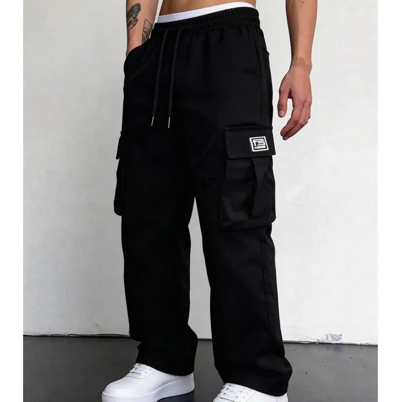 Nesham – Cargohose mit Kordelzug in der Taille und Taschen