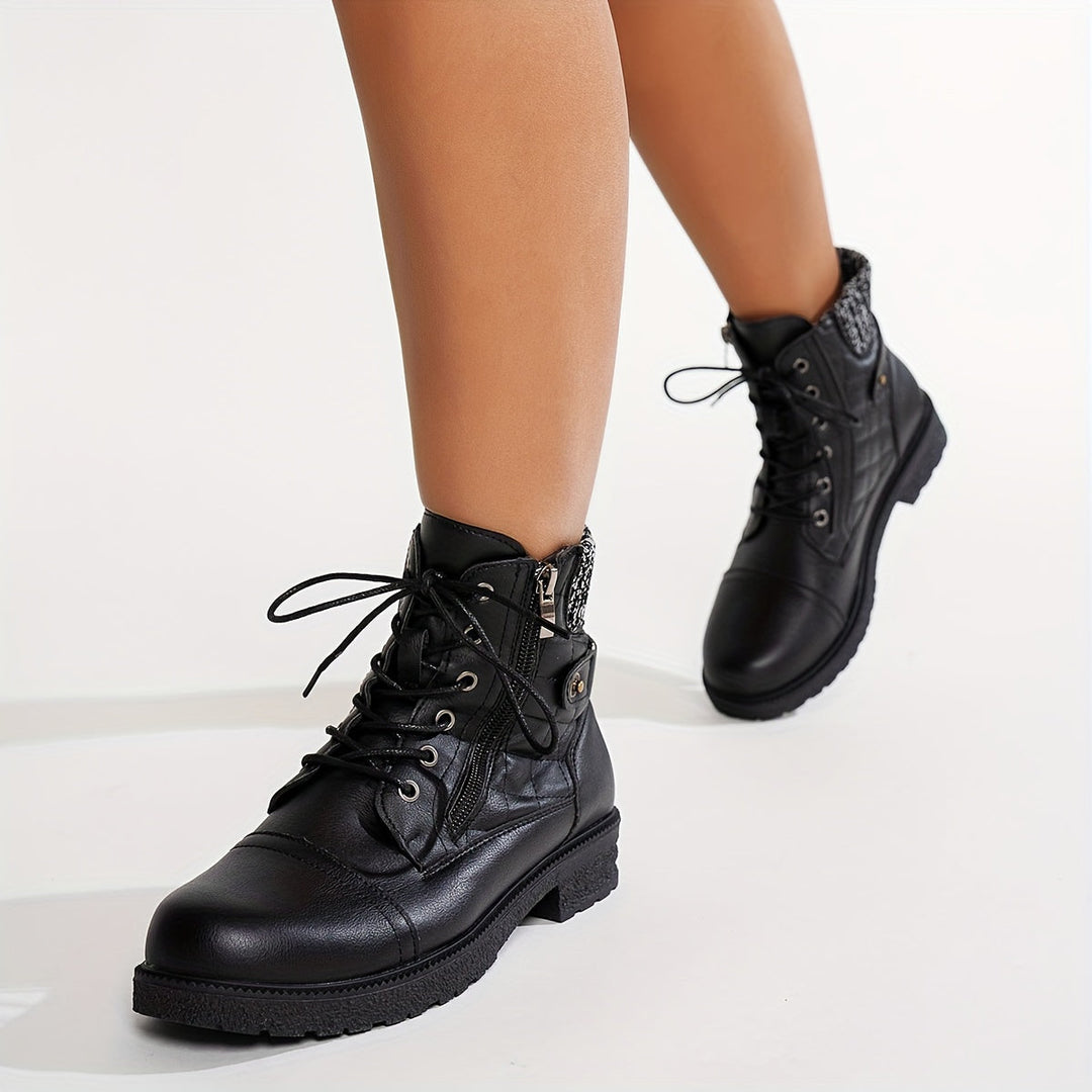 Alfrida – Stiefeletten Mit Schnürung Und Gestrickten Bündchen