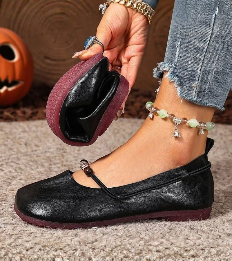 Denissa – Ballerinas mit Eckiger Zehenpartie und Perlenverziertem Riemchen