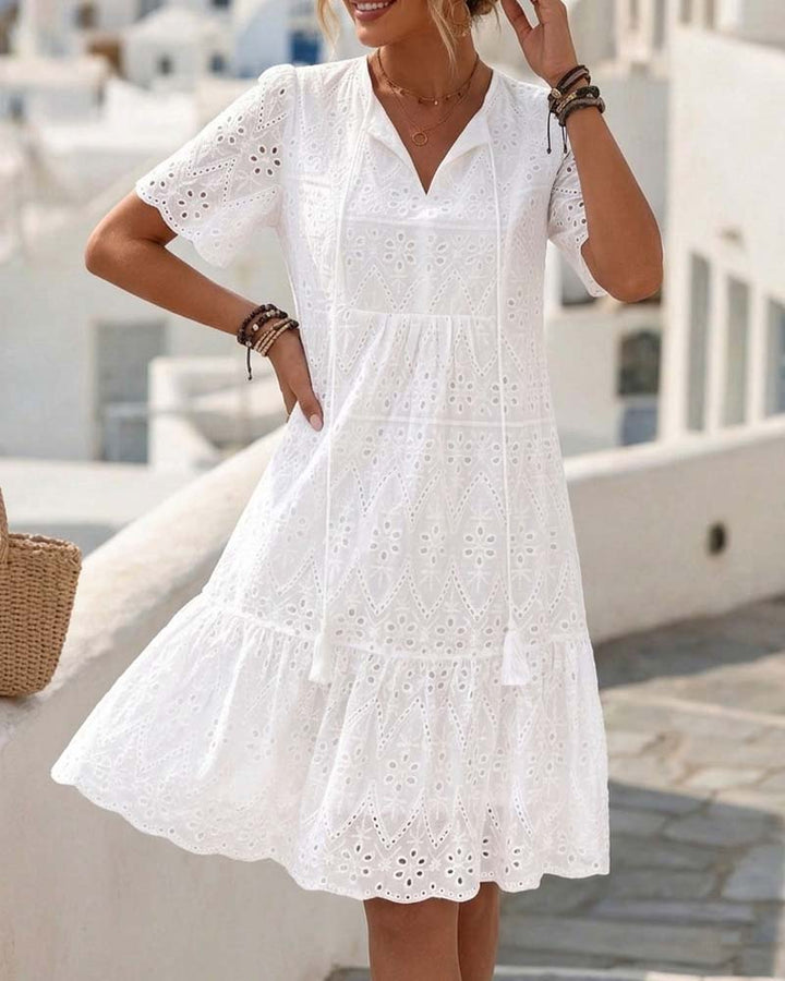 Aphinya – Durchbrochenes Kleid MIT Kurzen Ärmeln