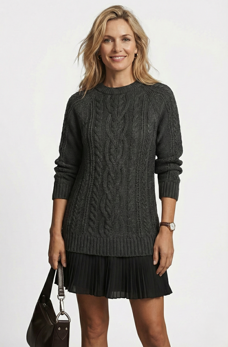 Dilin – Strickkleid Mit Zopfmuster