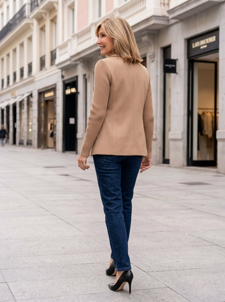 Nahide – Blazer mit Gerippten Ärmeln Und Reverskragen