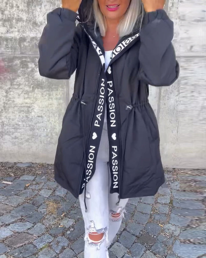 Neubauer – Trenchcoat mit Langer Kapuze Und Kapuze