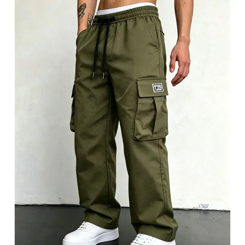 Nesham – Cargohose mit Kordelzug in der Taille und Taschen