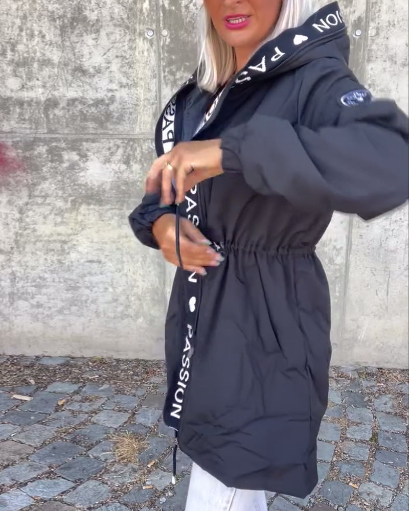 Neubauer – Trenchcoat mit Langer Kapuze Und Kapuze