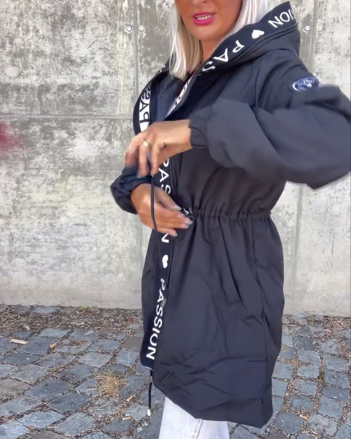 Neubauer – Trenchcoat mit Langer Kapuze Und Kapuze