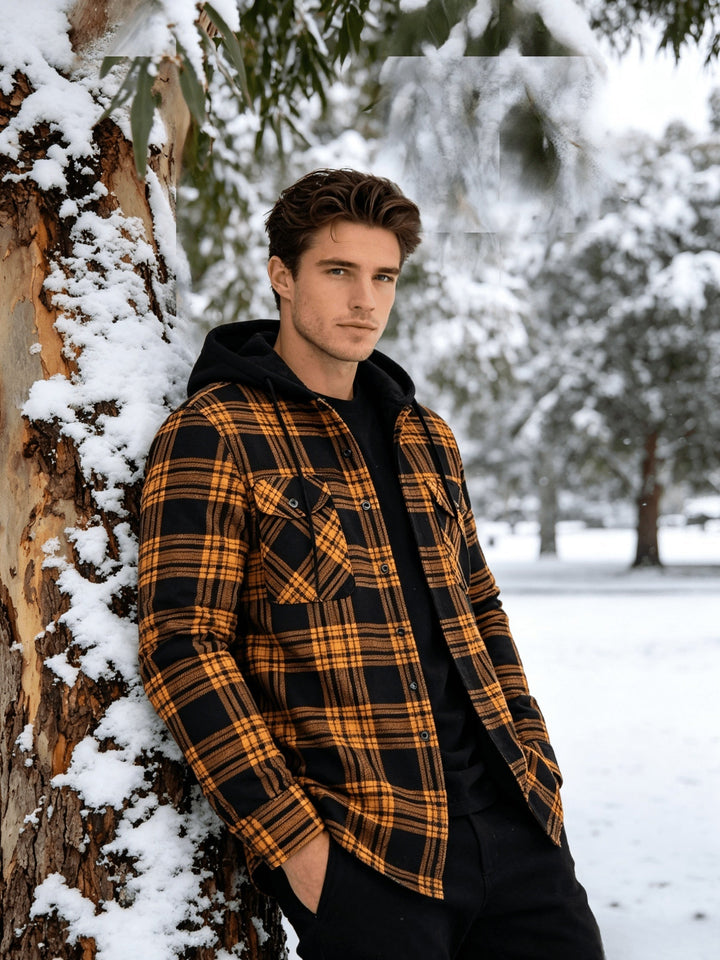 Santiner – Karierte Kapuzenjacke mit Brusttaschen